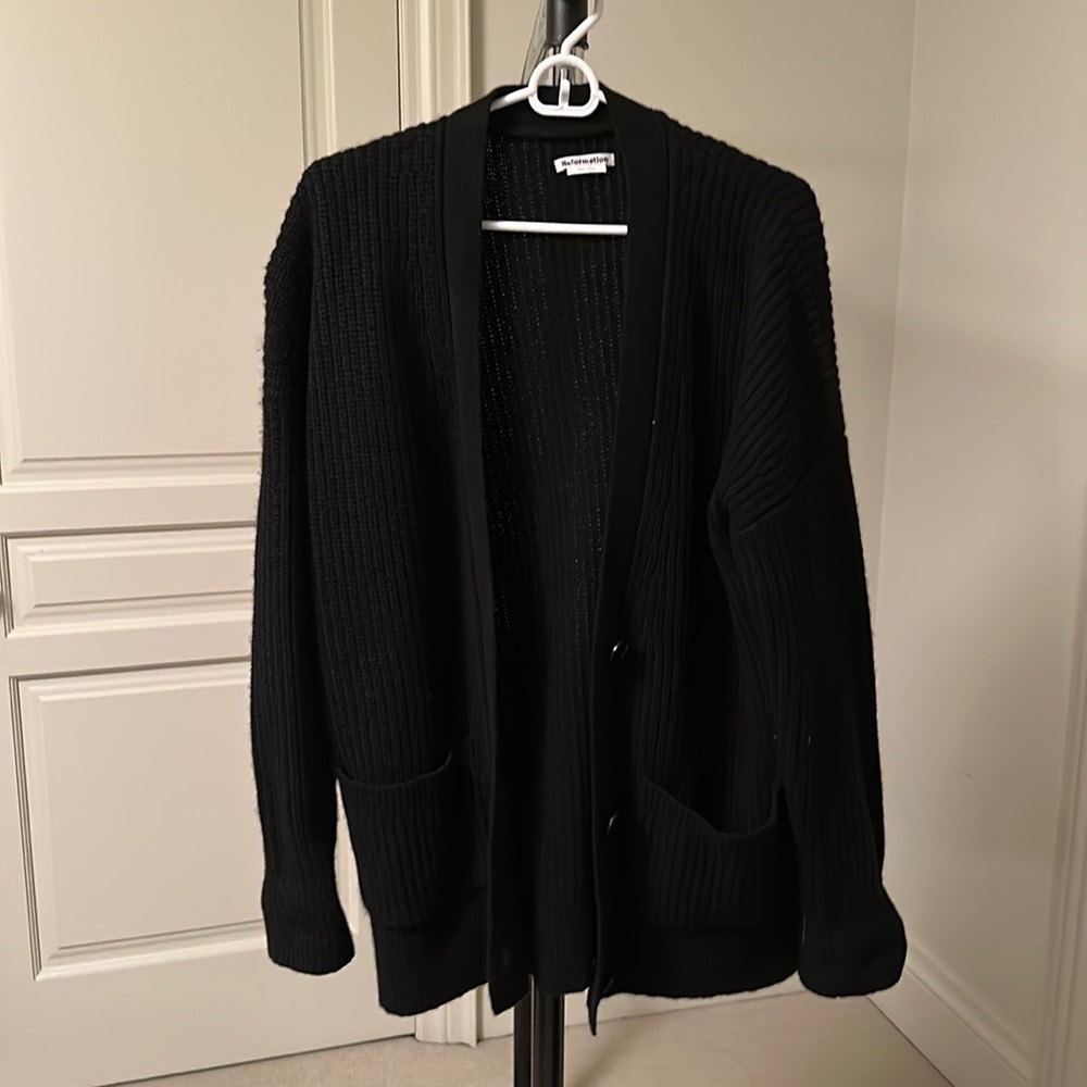 Black Open-Front Ribbed Knit Cardigan Sweater